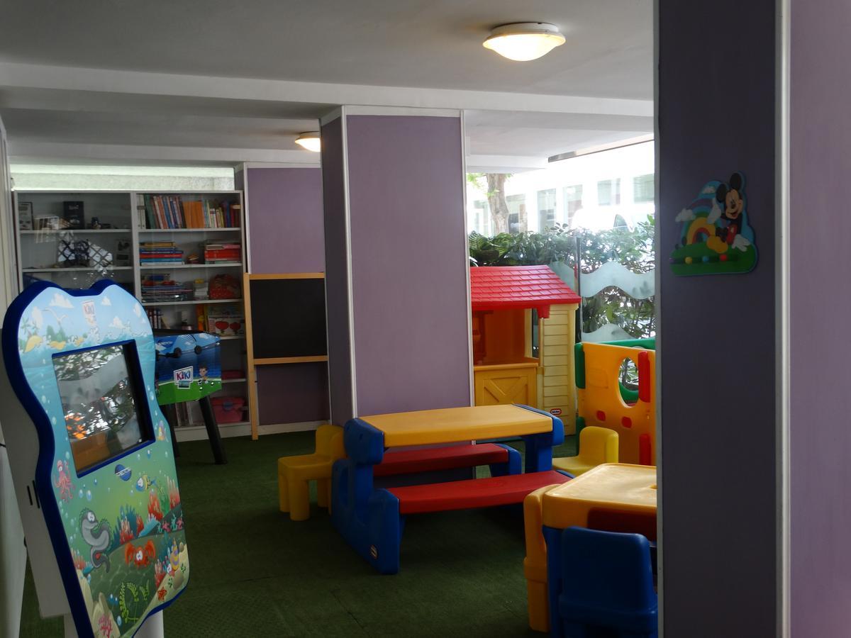 Hotel Nuovo Giardino Ріміні Екстер'єр фото